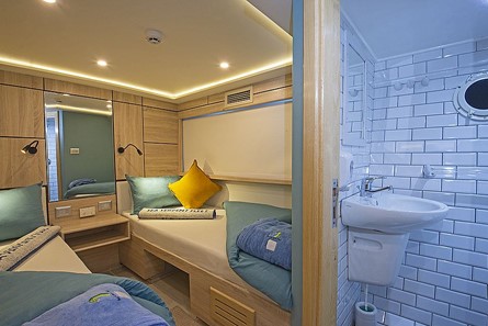 M/Y SS Serena Dreams {M.O.T. 50}